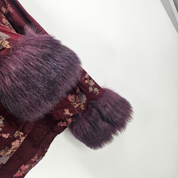 Marrika Nakk Asian Vintage y2k Blouse Top Maroon Floral Button Up Faux Fur M - Picture 3 of 5